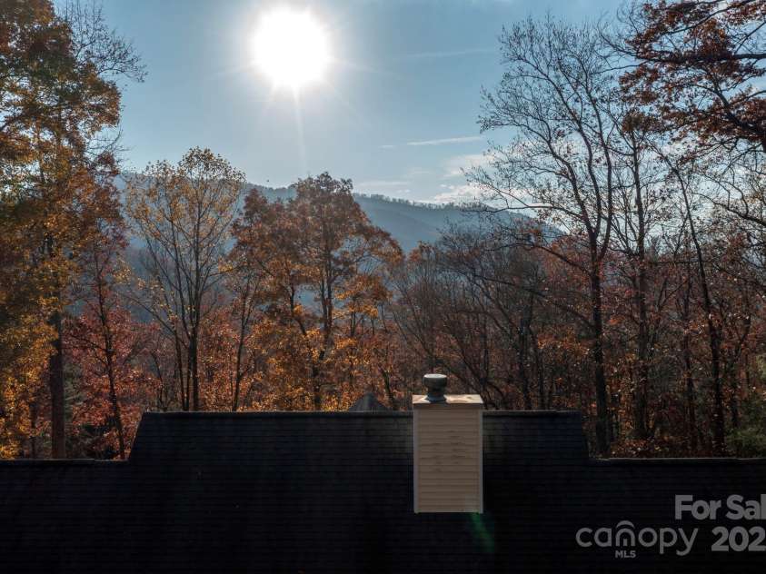 62 Mackenzie Way, Swannanoa, NC 28778.  MLS# CAR4320694, YatesRealty ID 13625. 