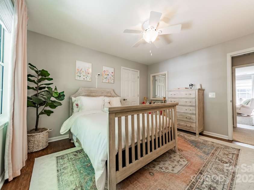 4201 Beauvista Drive, Charlotte, NC 28269.  MLS# CAR4253439, YatesRealty ID 13626. 