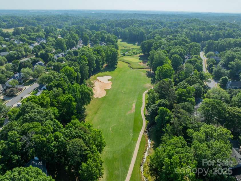 4201 Beauvista Drive, Charlotte, NC 28269.  MLS# CAR4253439, YatesRealty ID 13626. 