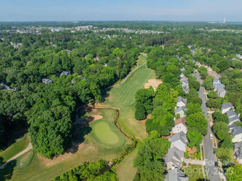 4201 Beauvista Drive, Charlotte, NC 28269.  MLS# CAR4253439, YatesRealty ID 13626. 