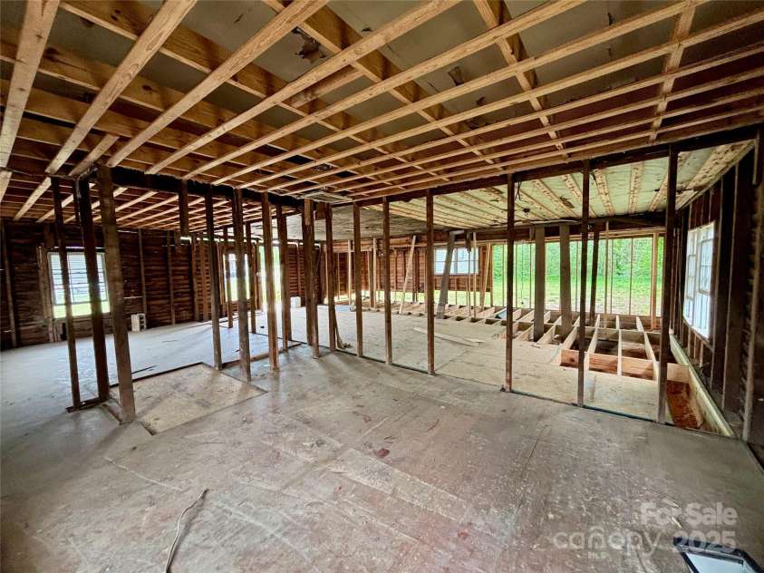 104 Church Street, Dallas, NC 28034.  MLS# CAR4247267, YatesRealty ID 13629. 