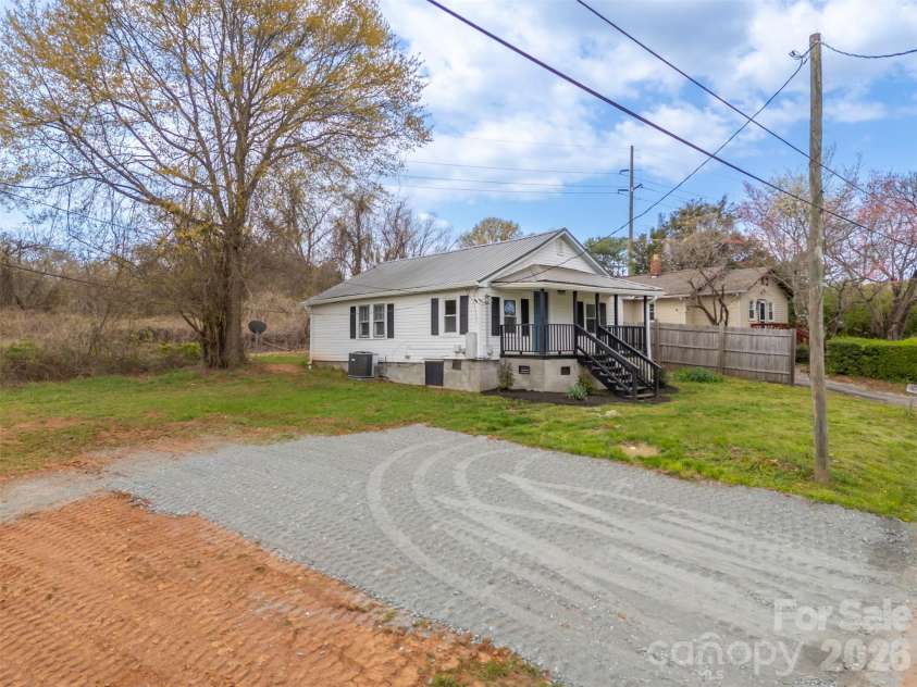162 Miller Street, Spindale, NC 28160.  MLS# CAR4361137, YatesRealty ID 13629. 
