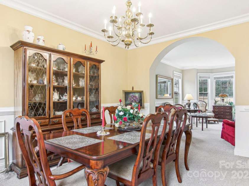 308 Crestview Lane, Spartanburg, SC 29301.  MLS# CAR4199913, YatesRealty ID 1363. 