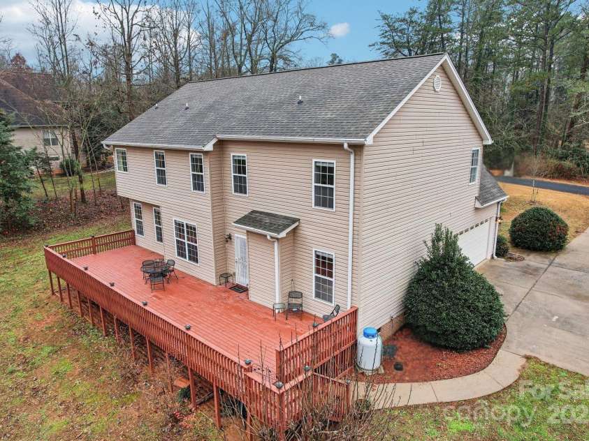 308 Crestview Lane, Spartanburg, SC 29301.  MLS# CAR4199913, YatesRealty ID 1363. 