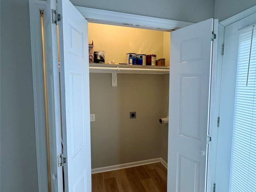 1057 19th Street, Hickory, NC 28601.  MLS# CAR4407886, YatesRealty ID 13630. 
