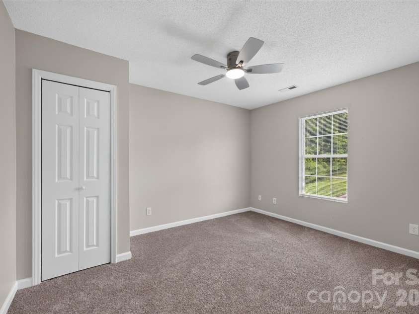 1057 19th Street, Hickory, NC 28601.  MLS# CAR4407886, YatesRealty ID 13630. 