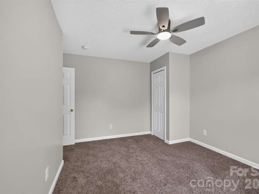 1057 19th Street, Hickory, NC 28601.  MLS# CAR4407886, YatesRealty ID 13630. 