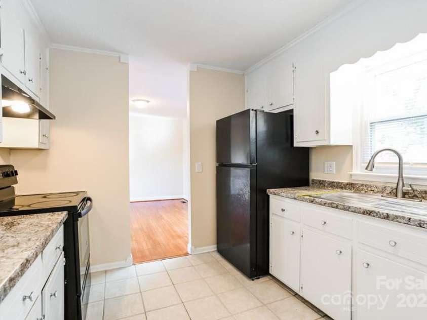 1052 Palmyra Drive, Fort Mill, SC 29708.  MLS# CAR4227886, YatesRealty ID 13632. 