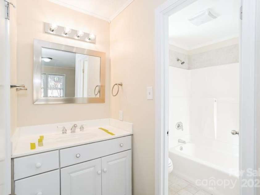 1052 Palmyra Drive, Fort Mill, SC 29708.  MLS# CAR4227886, YatesRealty ID 13632. 