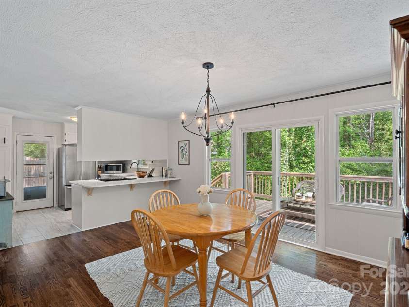 2113 Woodlawn Street, Kannapolis, NC 28083.  MLS# CAR4253582, YatesRealty ID 13633. 