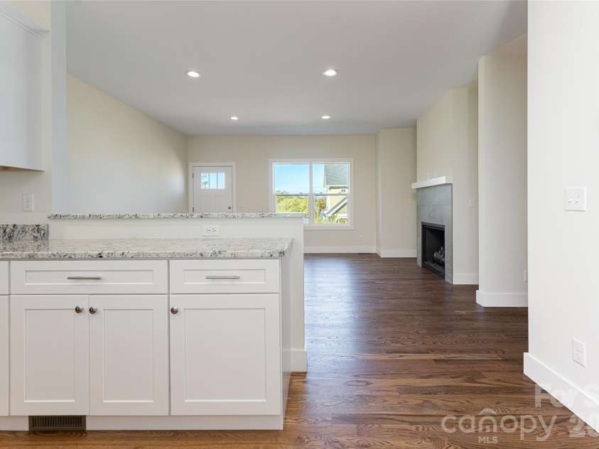 65 Greenwood Fields Drive, Asheville, NC 28804.  MLS# CAR4312948, YatesRealty ID 13633. 