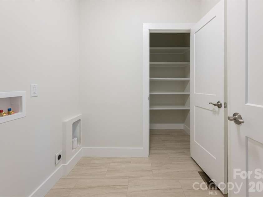 65 Greenwood Fields Drive, Asheville, NC 28804.  MLS# CAR4312948, YatesRealty ID 13633. 