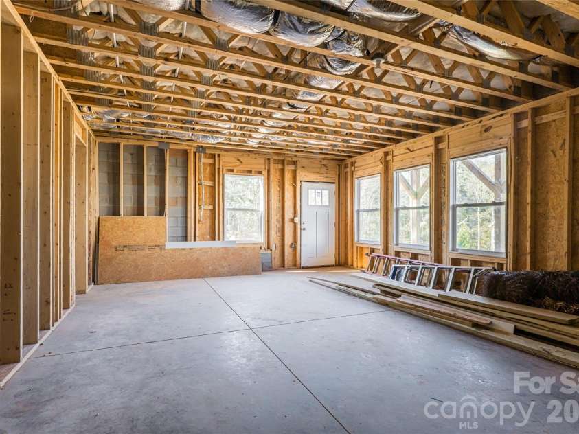 65 Greenwood Fields Drive, Asheville, NC 28804.  MLS# CAR4312948, YatesRealty ID 13633. 