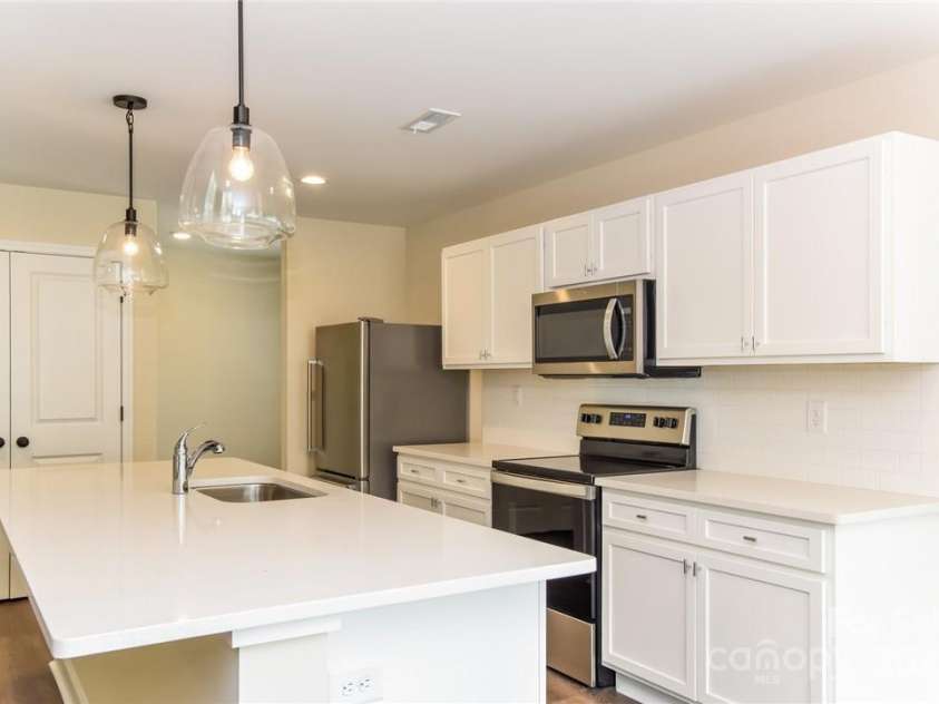 1429 Edgewood Drive, Rock Hill, SC 29730.  MLS# CAR4235702, YatesRealty ID 13634. 