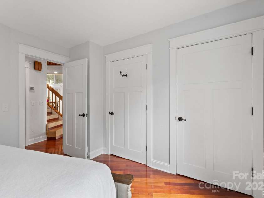 188 Echo Drive, Laurel Park, NC 28739.  MLS# CAR4245613, YatesRealty ID 13635. 