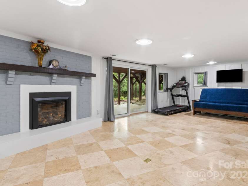 188 Echo Drive, Laurel Park, NC 28739.  MLS# CAR4245613, YatesRealty ID 13635. 
