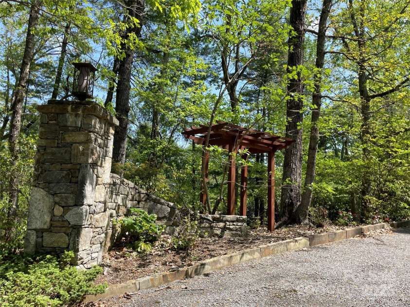 188 Echo Drive, Laurel Park, NC 28739.  MLS# CAR4245613, YatesRealty ID 13635. 