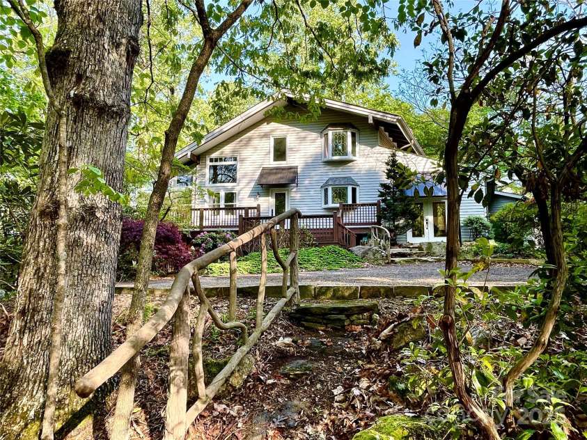 188 Echo Drive, Laurel Park, NC 28739.  MLS# CAR4245613, YatesRealty ID 13635. 