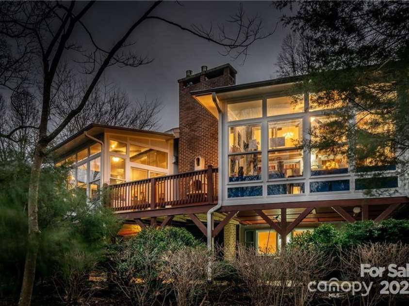 188 Echo Drive, Laurel Park, NC 28739.  MLS# CAR4245613, YatesRealty ID 13635. 