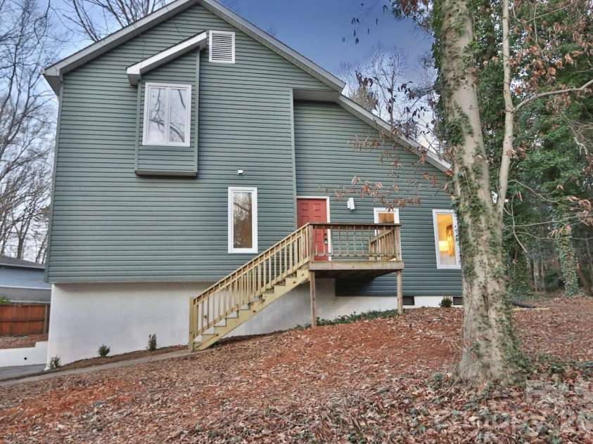 8037 Mill Chase Road, Lewisville, NC 27023.  MLS# CAR4344494, YatesRealty ID 13635. 