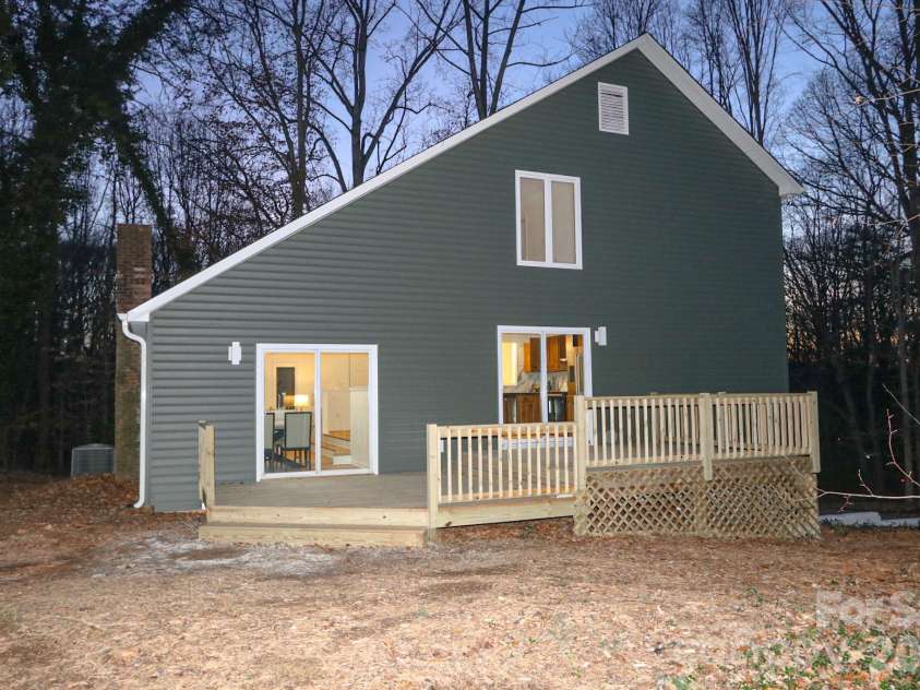 8037 Mill Chase Road, Lewisville, NC 27023.  MLS# CAR4344494, YatesRealty ID 13635. 