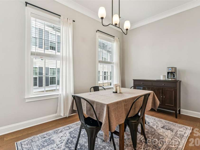 200 Emerson Avenue, Charlotte, NC 28204.  MLS# CAR4352912, YatesRealty ID 13636. 