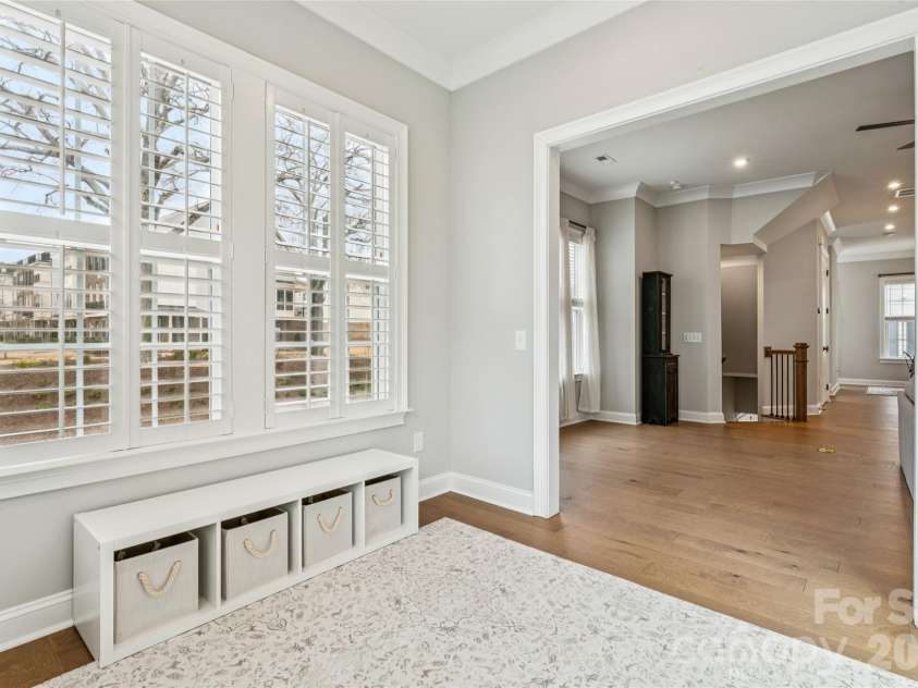 200 Emerson Avenue, Charlotte, NC 28204.  MLS# CAR4352912, YatesRealty ID 13636. 