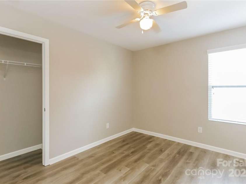 3948 Shasta Circle, Clover, SC 29710.  MLS# CAR4219765, YatesRealty ID 13636. 