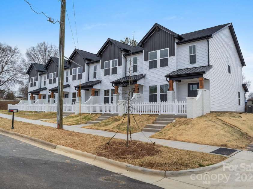 211 Rice Street, Landis, NC 28088.  MLS# CAR4230640, YatesRealty ID 13639. 