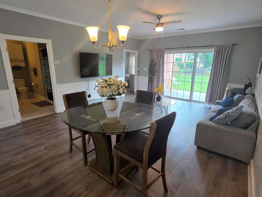 9016 Meadow Vista Drive, Charlotte, NC 28213.  MLS# CAR4314302, YatesRealty ID 13639. 
