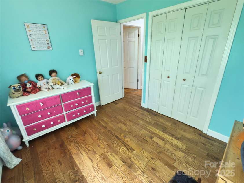 141 Charity Lane, Candler, NC 28715.  MLS# CAR4204175, YatesRealty ID 1364. 