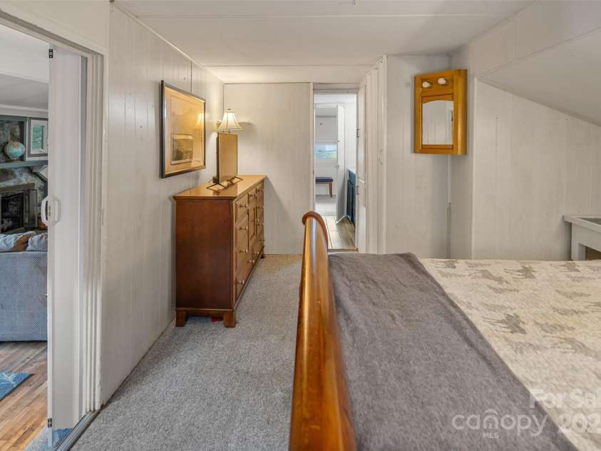 335 Snowshoe Loop, Newland, NC 28657.  MLS# CAR4290486, YatesRealty ID 1364. 