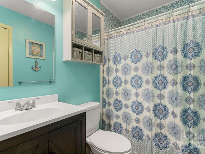 604 Cold Stream Circle, Chester, SC 29706.  MLS# CAR4321621, YatesRealty ID 13640. 