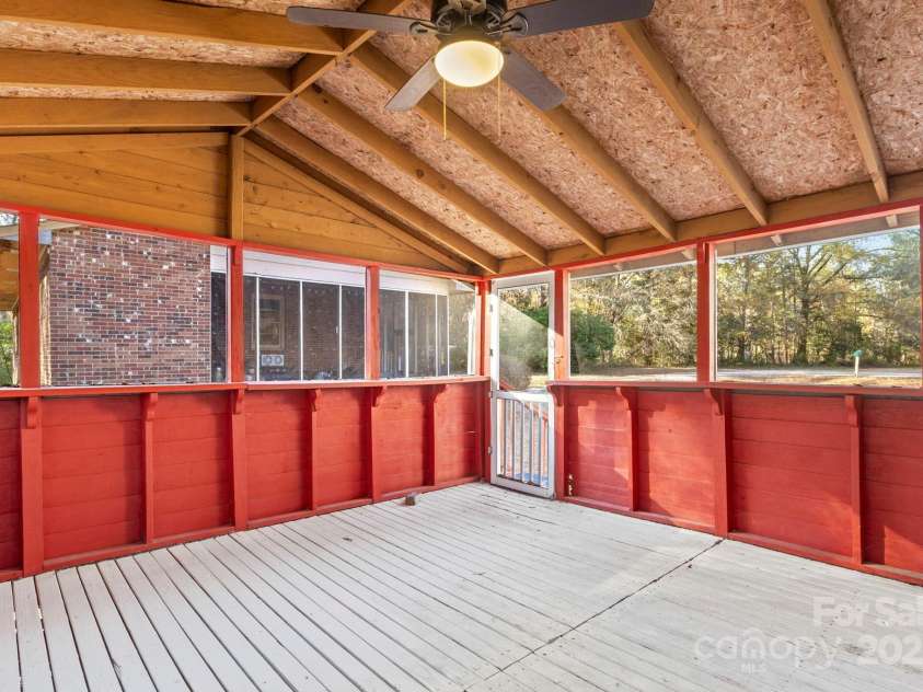 604 Cold Stream Circle, Chester, SC 29706.  MLS# CAR4321621, YatesRealty ID 13640. 