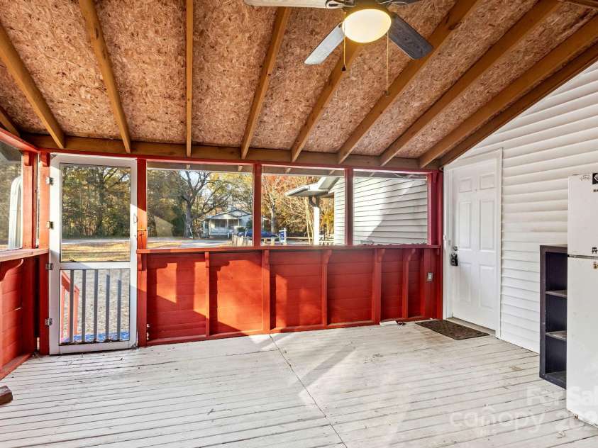 604 Cold Stream Circle, Chester, SC 29706.  MLS# CAR4321621, YatesRealty ID 13640. 