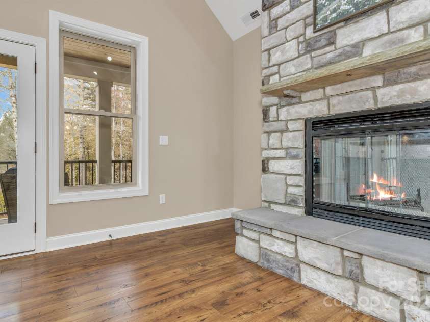 844 Settlers Trail, Mars Hill, NC 28754.  MLS# CAR4253939, YatesRealty ID 13642. 