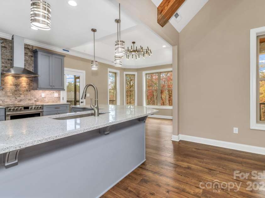 844 Settlers Trail, Mars Hill, NC 28754.  MLS# CAR4253939, YatesRealty ID 13642. 
