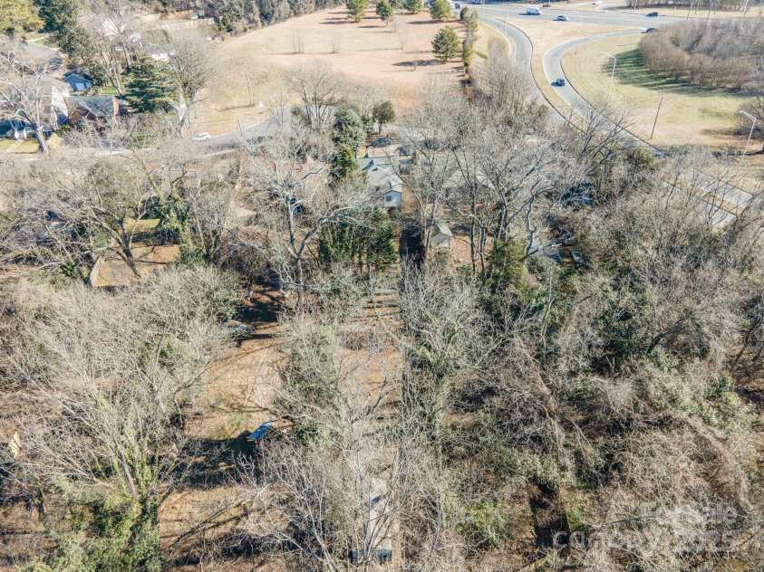 3724 Commonwealth Avenue, Charlotte, NC 28205.  MLS# CAR4287119, YatesRealty ID 13643. 