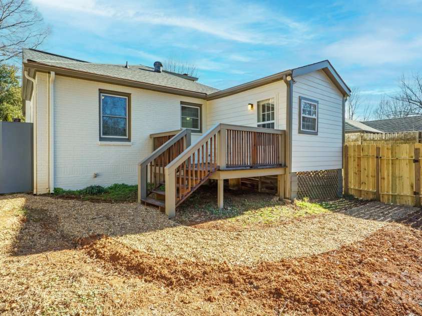 3724 Commonwealth Avenue, Charlotte, NC 28205.  MLS# CAR4287119, YatesRealty ID 13643. Back deck with great backyard views