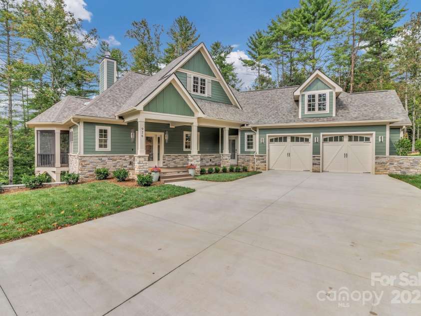 926 Settlers Trail, Mars Hill, NC 28754.  MLS# CAR4305867, YatesRealty ID 13643. 