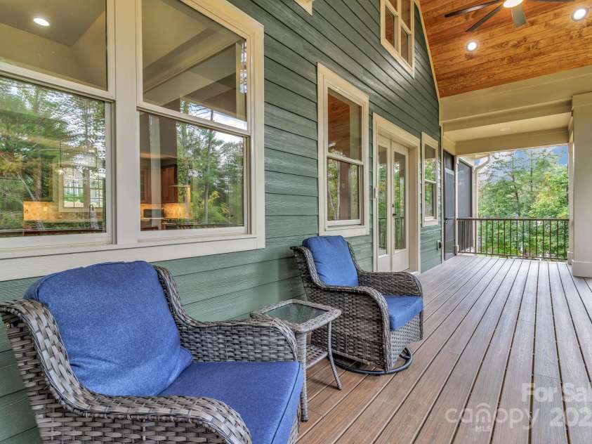 926 Settlers Trail, Mars Hill, NC 28754.  MLS# CAR4305867, YatesRealty ID 13643. 
