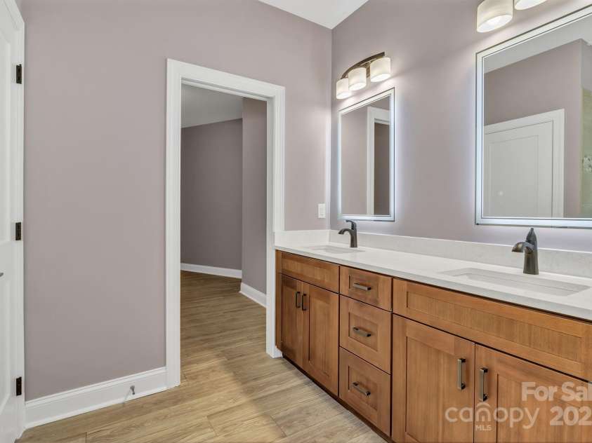 926 Settlers Trail, Mars Hill, NC 28754.  MLS# CAR4305867, YatesRealty ID 13643. 