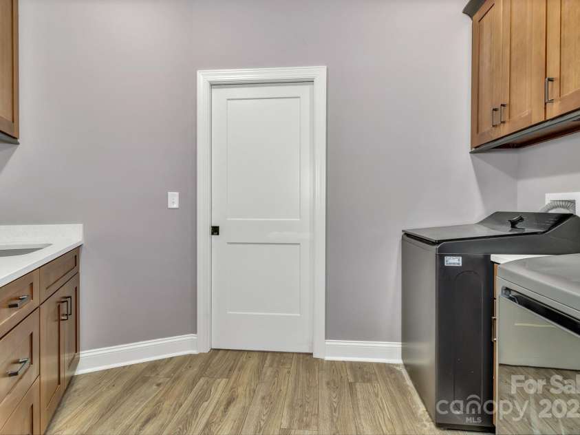 926 Settlers Trail, Mars Hill, NC 28754.  MLS# CAR4305867, YatesRealty ID 13643. 