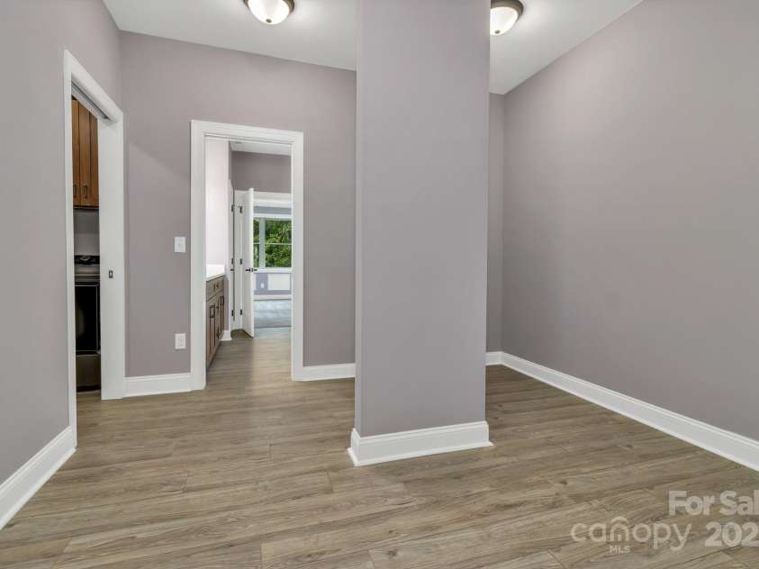 926 Settlers Trail, Mars Hill, NC 28754.  MLS# CAR4305867, YatesRealty ID 13643. 