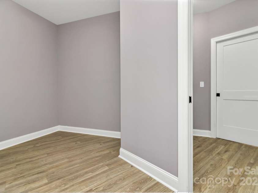 926 Settlers Trail, Mars Hill, NC 28754.  MLS# CAR4305867, YatesRealty ID 13643. 