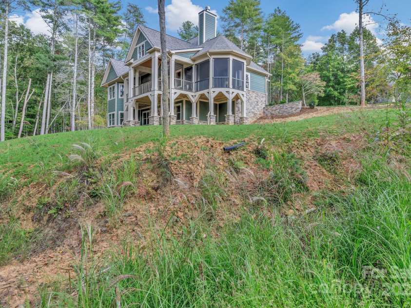 926 Settlers Trail, Mars Hill, NC 28754.  MLS# CAR4305867, YatesRealty ID 13643. 