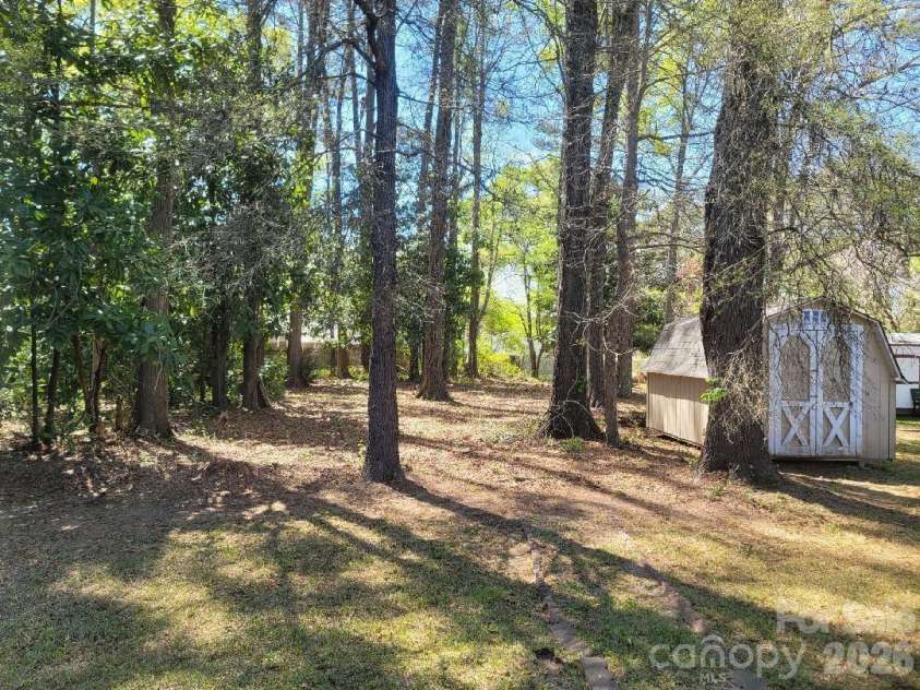 816 Horseman Drive, Rock Hill, SC 29730.  MLS# CAR4367925, YatesRealty ID 13644. Back Yard