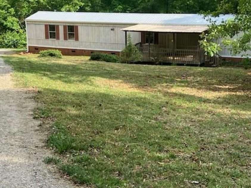 53 Green Leaf Drive, Nebo, NC 28761.  MLS# CAR4251806, YatesRealty ID 13645. 