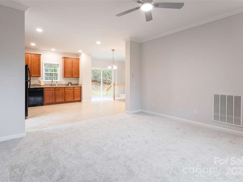 61 Quiet Woods Drive, Leicester, NC 28748.  MLS# CAR4241000, YatesRealty ID 13646. 