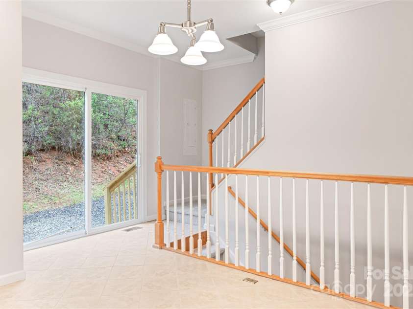 61 Quiet Woods Drive, Leicester, NC 28748.  MLS# CAR4241000, YatesRealty ID 13646. 